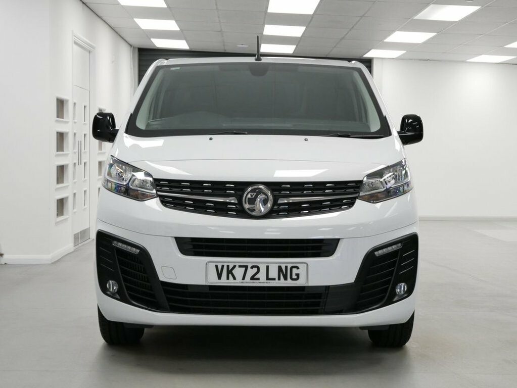 Vauxhall Vivaro 1.5L Turbo D 2900 Sportive Panel Van 6Dr Ma White #6