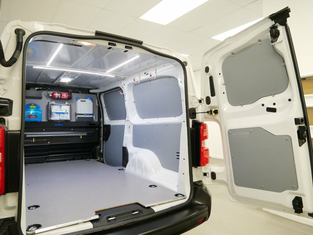 Peugeot E-Expert Expert Professional L1 Ev  #24