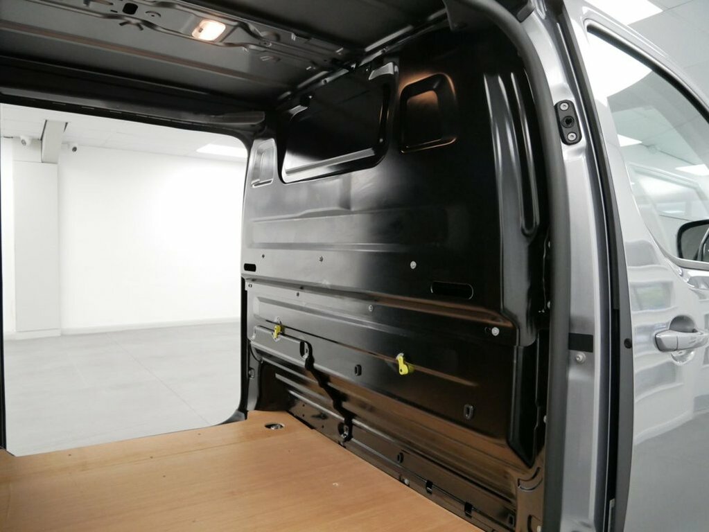 Citroen Dispatch Driver Pro Grey #30