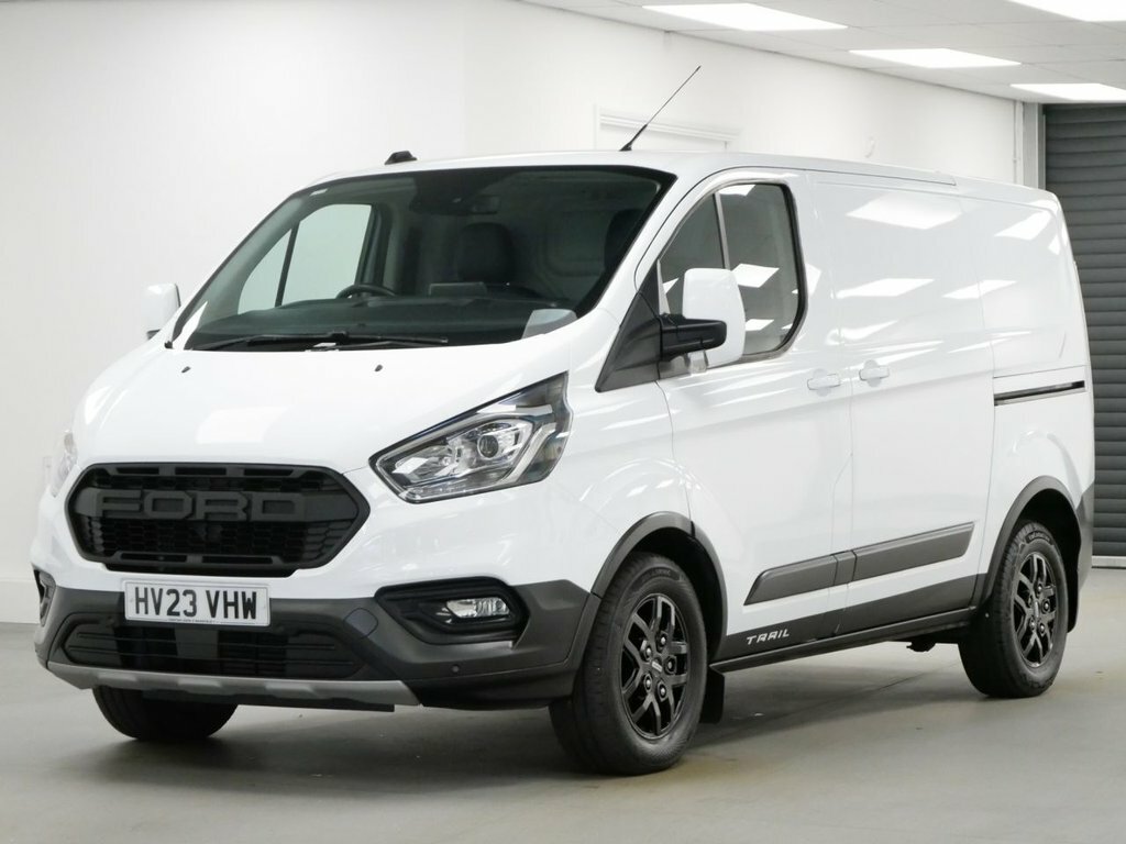 Ford Transit Custom 2L 2.0 300 Ecoblue Trail Panel Van Manu White