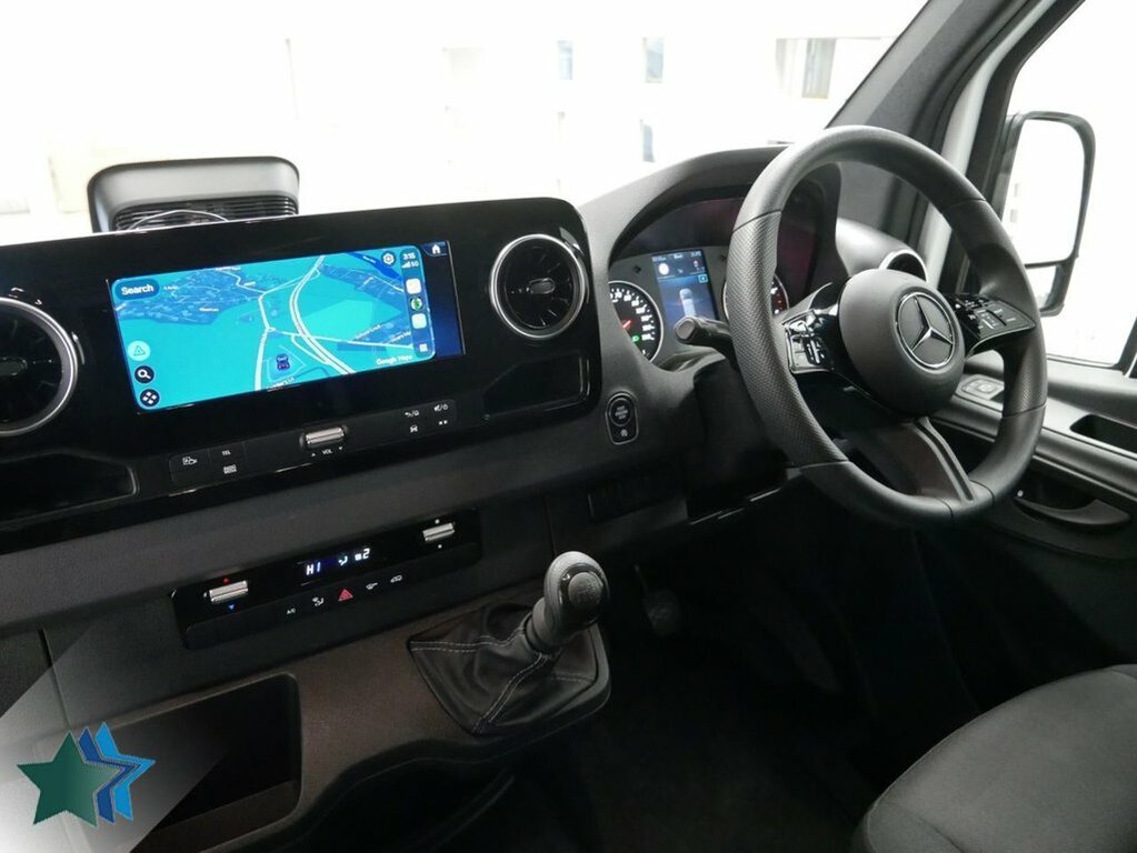 Mercedes-Benz Sprinter 2L 2.0 315 Cdi Pro Panel Van Rwd White #2