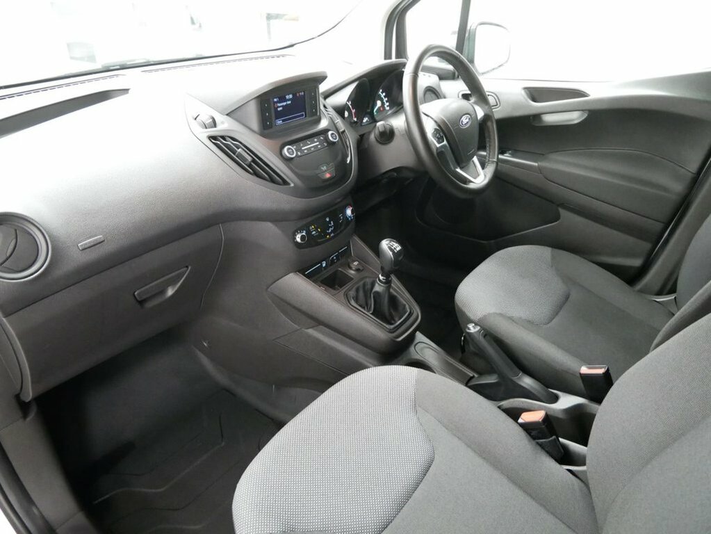 Ford Transit Courier Courier 1.0 Ecoboost Limited Van 6 Speed Grey #18