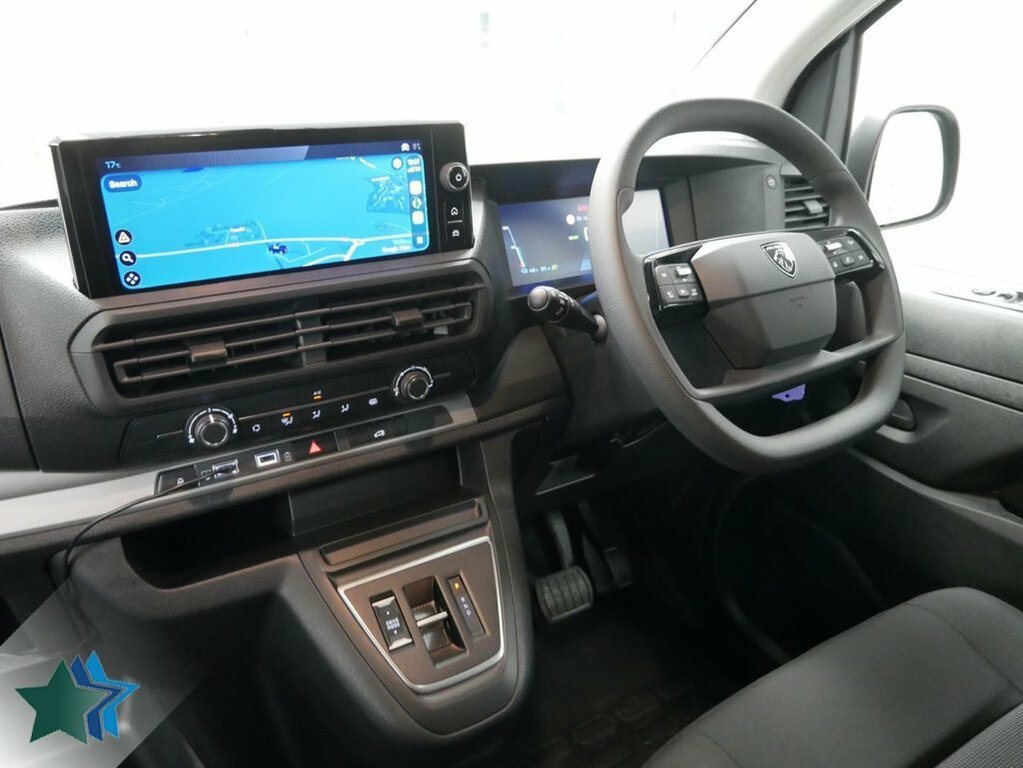 Peugeot E-Expert Mpv White #2
