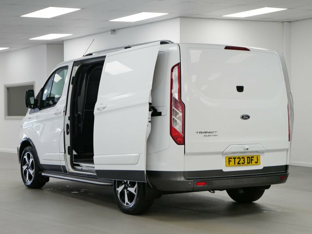Ford Transit Custom 2.0 Ecoblue 170Ps Low Roof Sport Van  #26