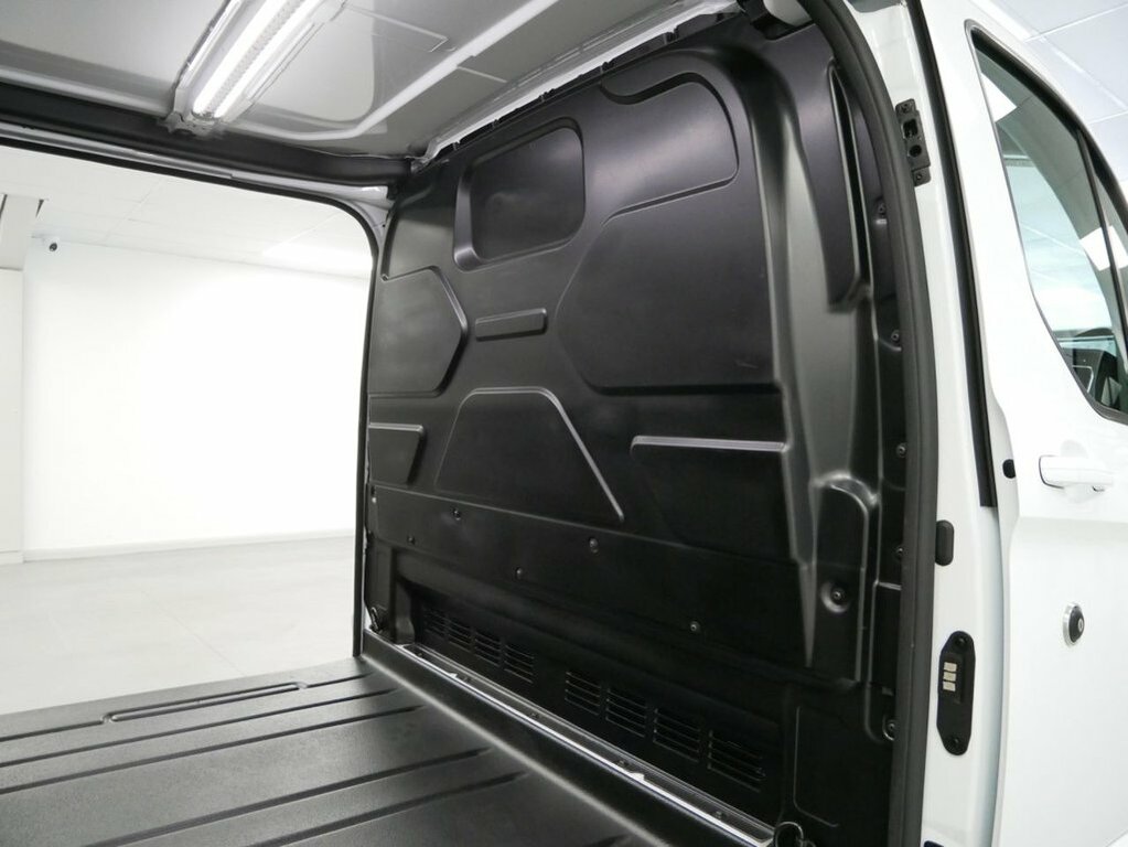 Ford Transit Custom 2.0 Ecoblue 170Ps Low Roof Sport Van  #28