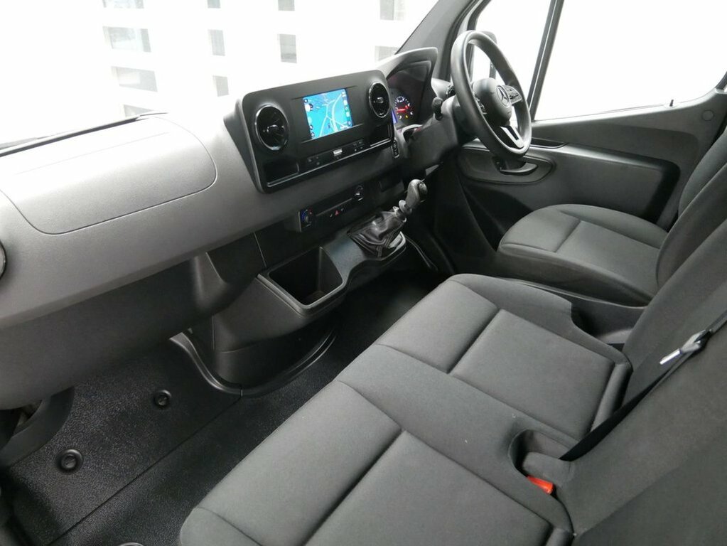 Mercedes-Benz Sprinter 516 Cdi 161 Bhp Green #20