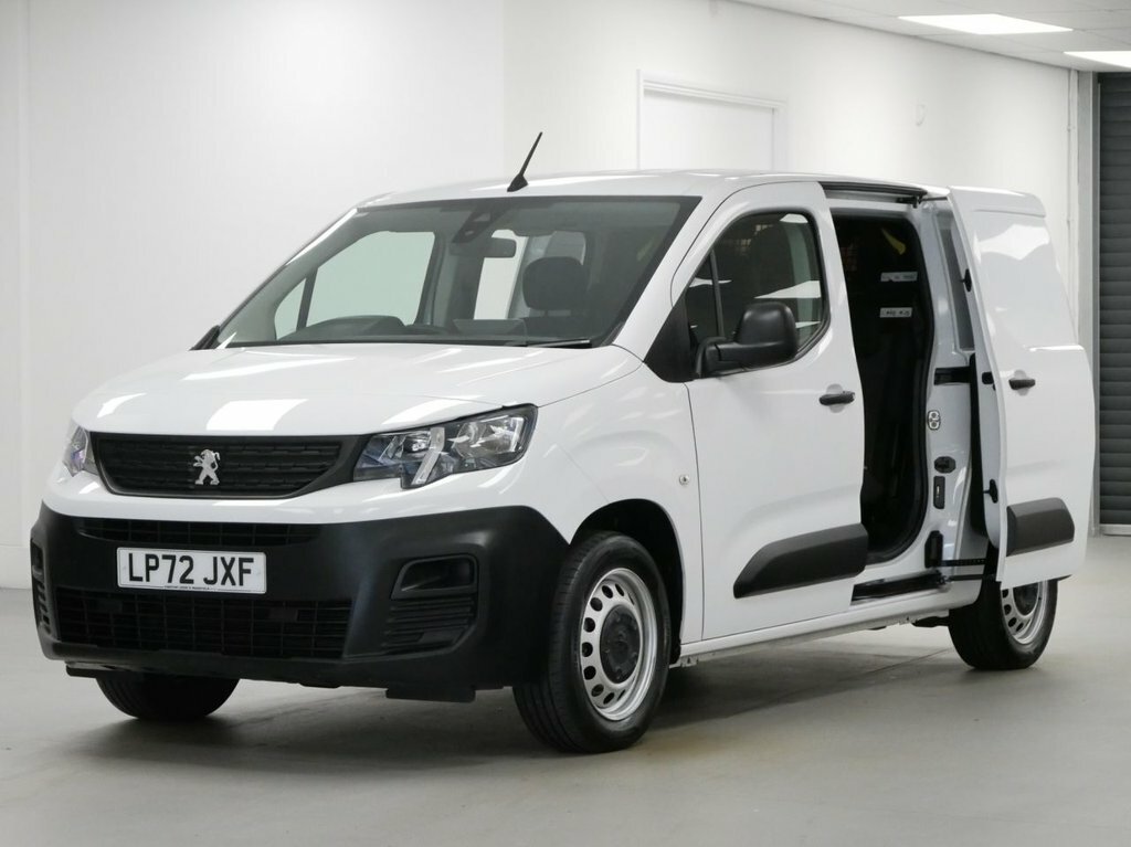 Peugeot Partner 1.5L Bluehdi 850 Professional Premium Long Crew White