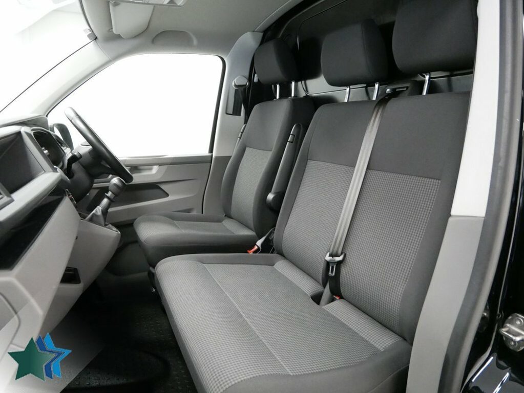 Volkswagen Transporter 2L 2.0 Tdi T28 Startline Panel Van Manu Black #4