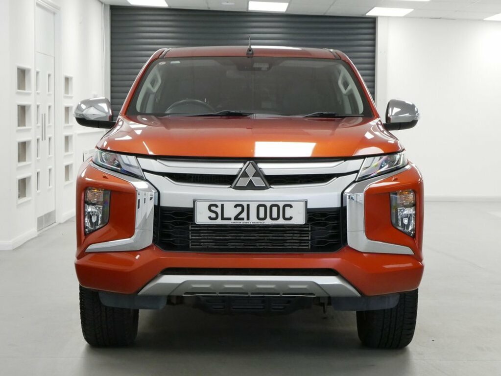 Mitsubishi L200 Double Cab Di-d 150 Barbarian 4Wd Silver #9