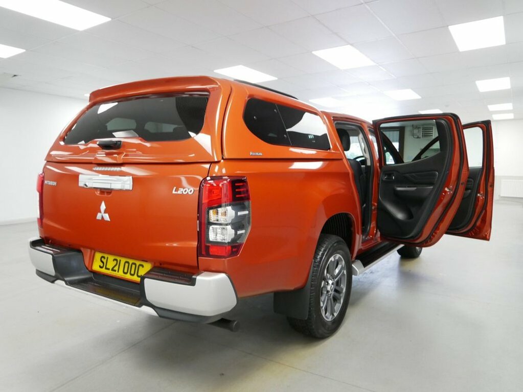 Mitsubishi L200 Double Cab Di-d 150 Barbarian 4Wd Silver #26