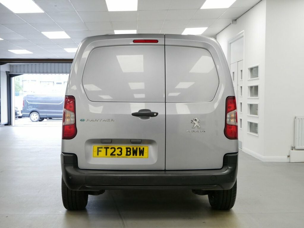 Peugeot E-Partner 800 50Kwh Professional Premium Standard Panel Va White #11