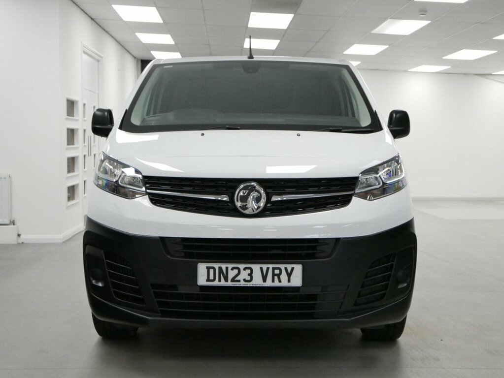 Vauxhall Vivaro 1.5L Turbo D 2900 Prime Panel Van 6Dr Manua White #5