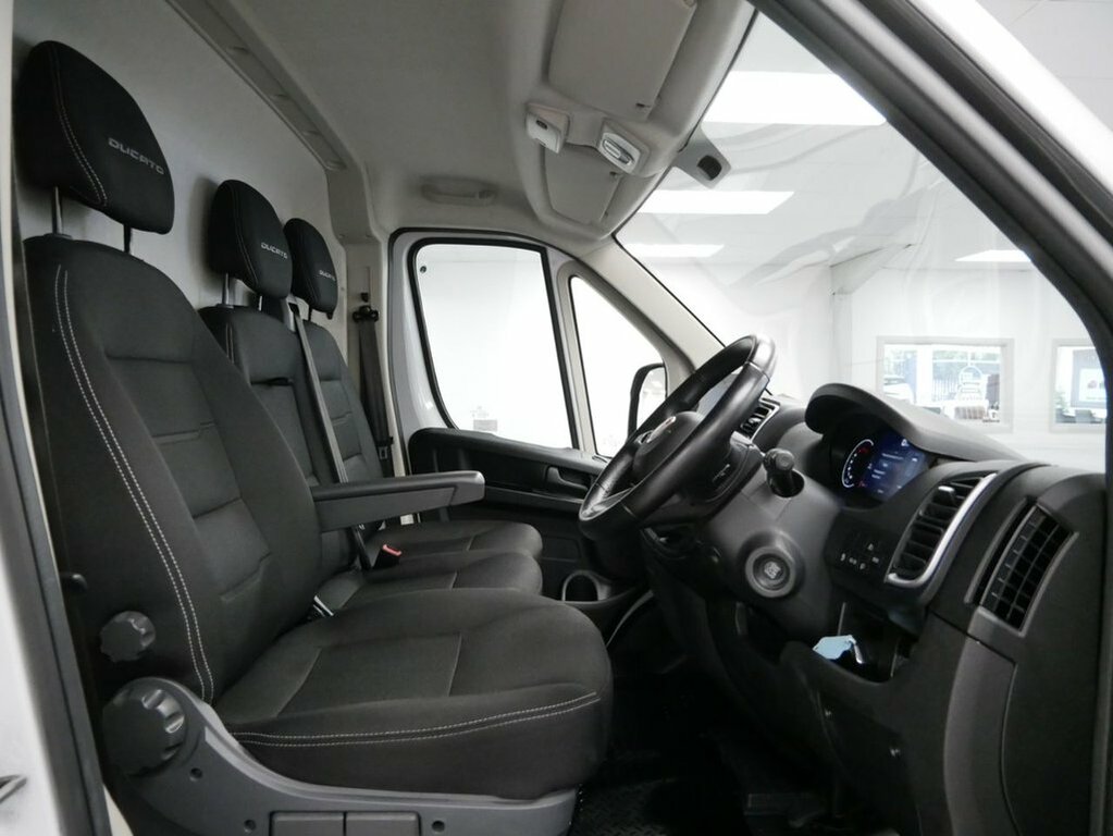 Fiat Ducato Business Pro White #16
