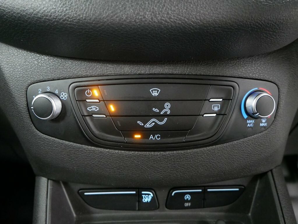 Ford Transit Courier 1L 1.0 Ecoboost Leader Panel Van White #6