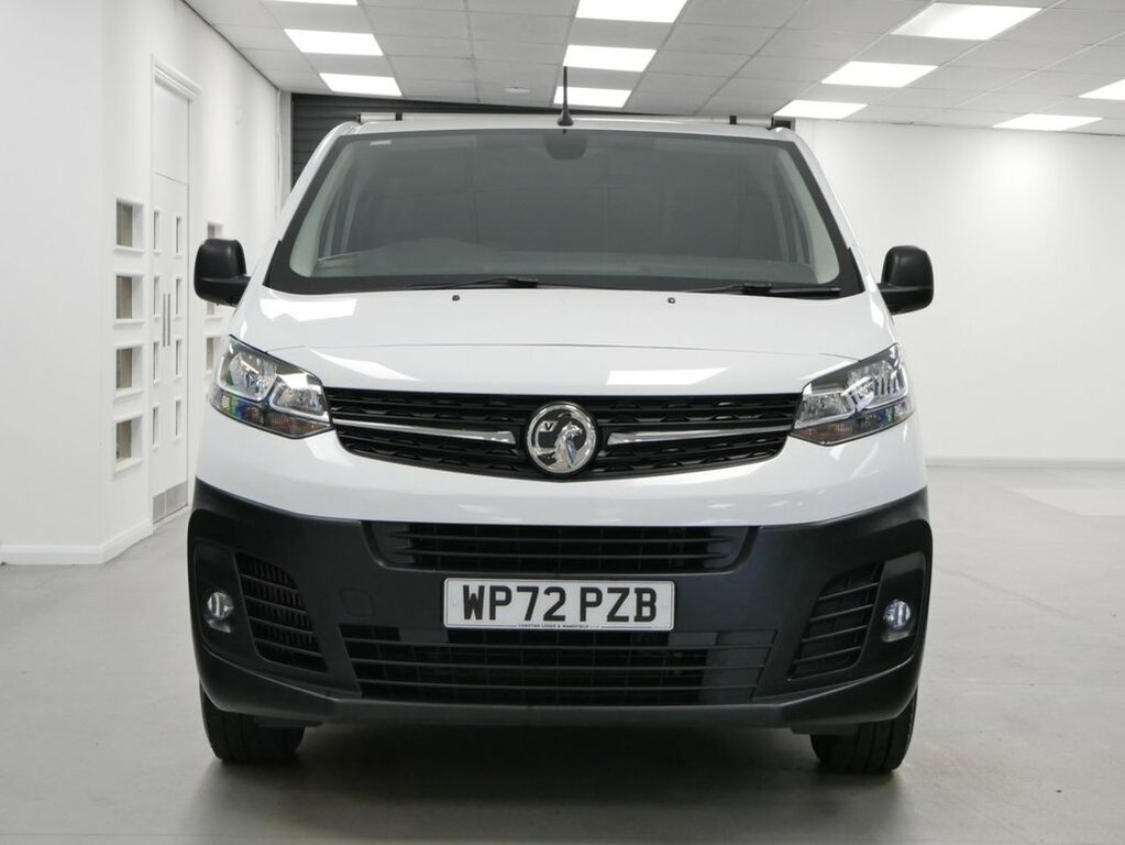 Vauxhall Vivaro 1.5L Turbo D 2700 Dynamic Panel Van 6Dr Man White #6