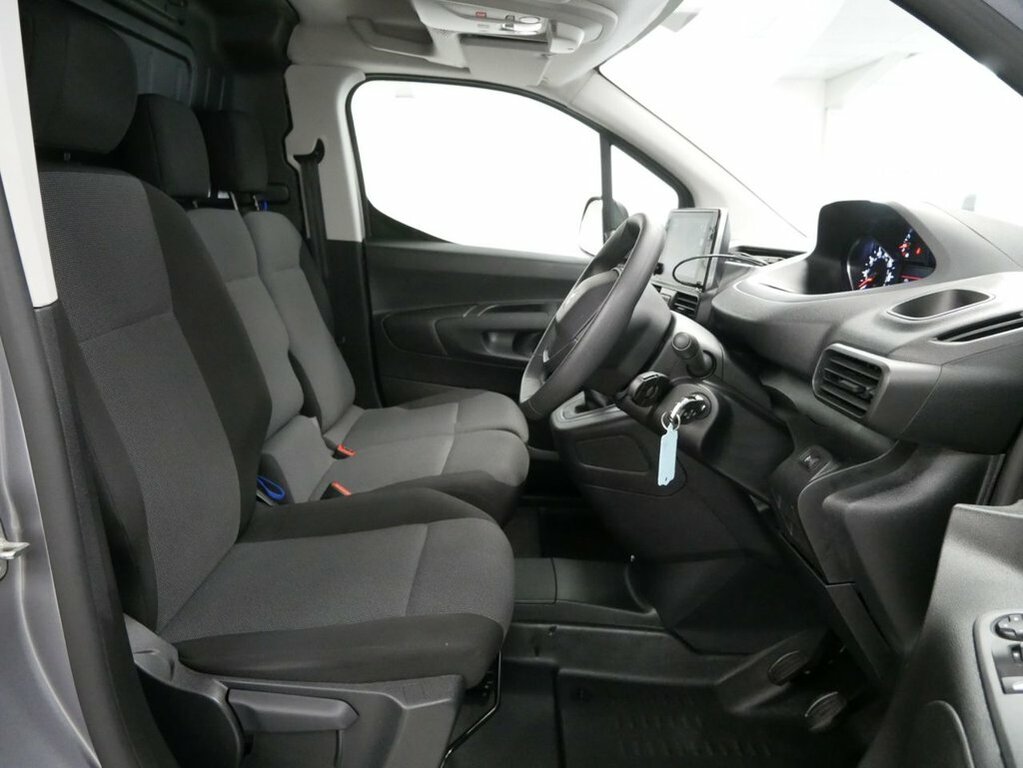Peugeot Partner L2 Pro Premium White #14