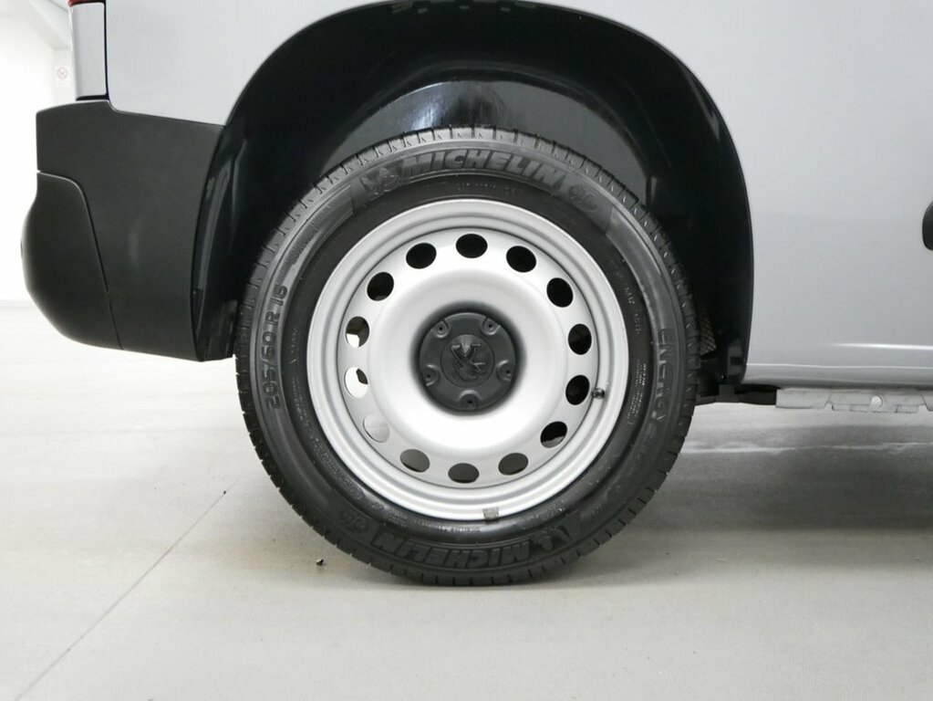 Peugeot Partner L2 Pro Premium White #22
