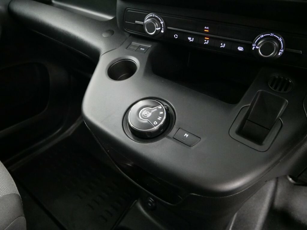 Vauxhall Combo 1.5L Turbo D 2300 Prime Panel Van 6Dr Grey #4