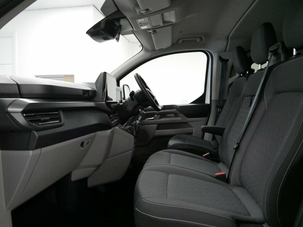 Ford Tourneo Custom 2.0 320 Ecoblue Titanium Luxe Minibus Double Cab 5  #22