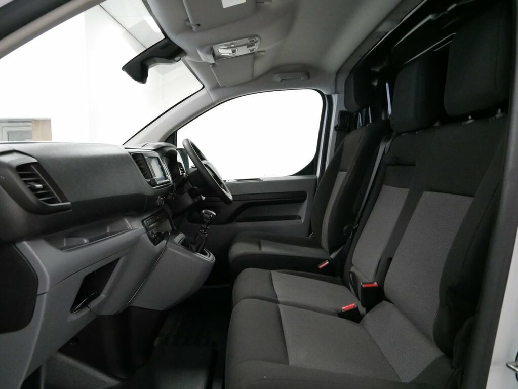 Peugeot Expert Professional Premium White #21