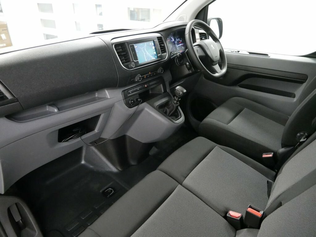 Peugeot Expert Professional Premium White #20