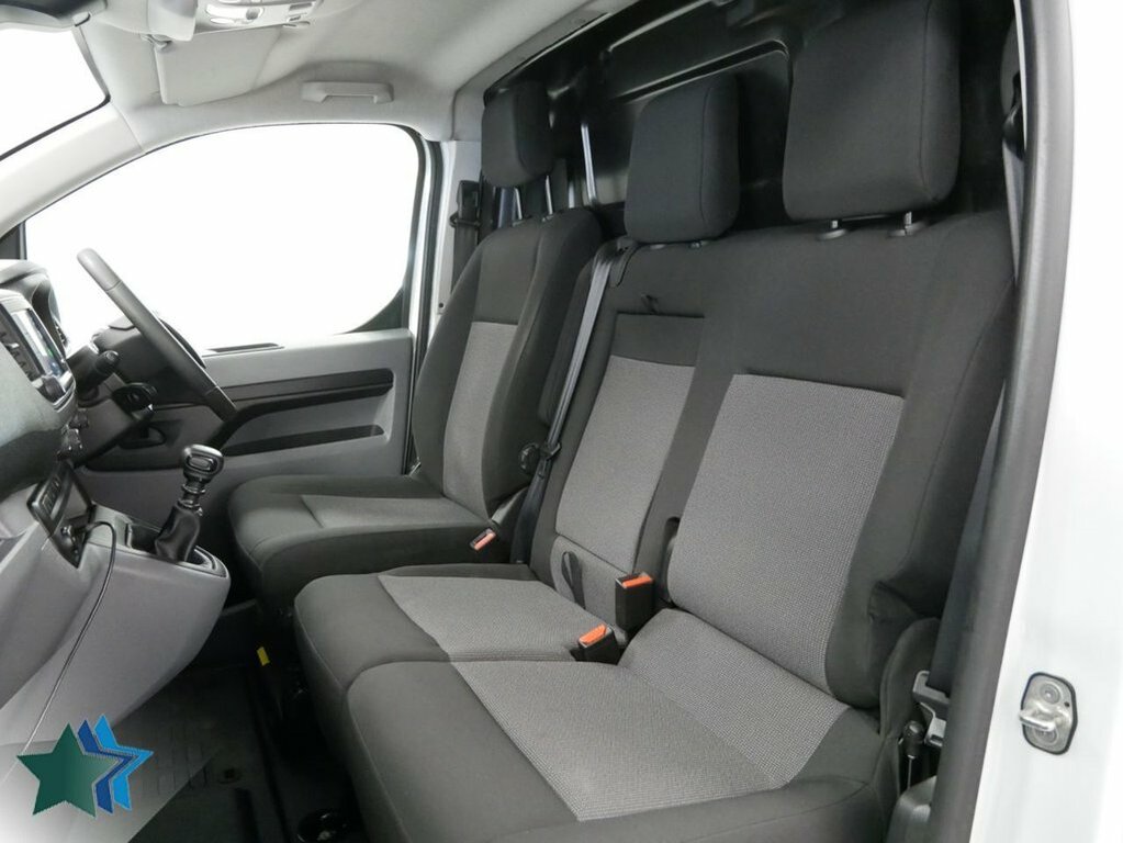 Peugeot Expert 2L 2.0 Bluehdi 1400 Professional Premium Standard White #4