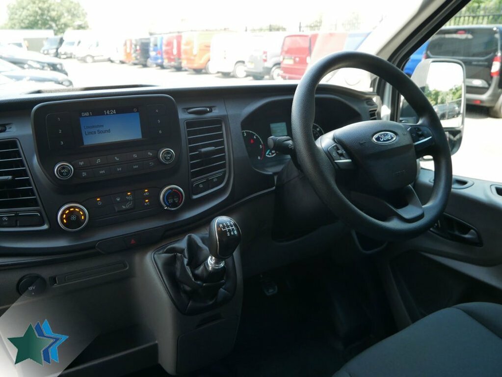 Ford Transit Custom 2L 2.0 350 Ecoblue Leader Panel Van Man WN24GZC White #5