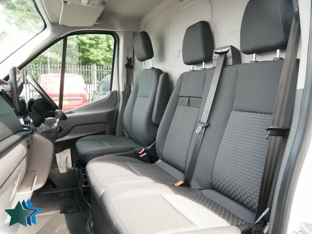 Ford Transit Custom 2L 2.0 350 Ecoblue Trend Panel Van Manu LB25URJ White #3