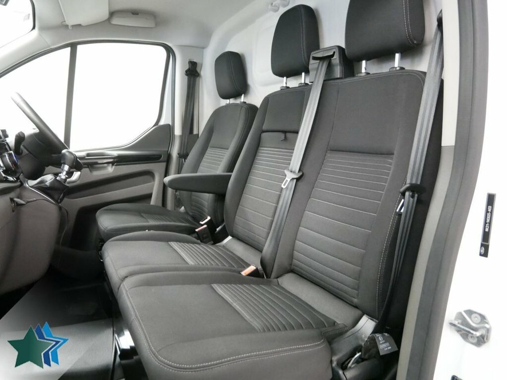Ford Transit Custom 2L 2.0 280 Ecoblue Limited Panel Van Ma FD23NEO White #4