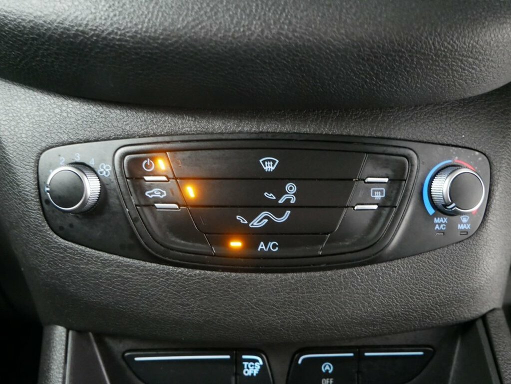 Ford Transit Courier 1L 1.0 Ecoboost Leader Panel Van White #4
