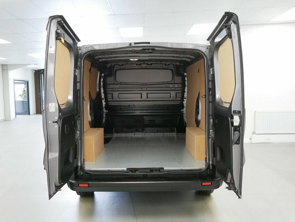 Renault Trafic 2L 2.0 Dci Energy 28 Sport Nav Panel Van Diese Grey #3