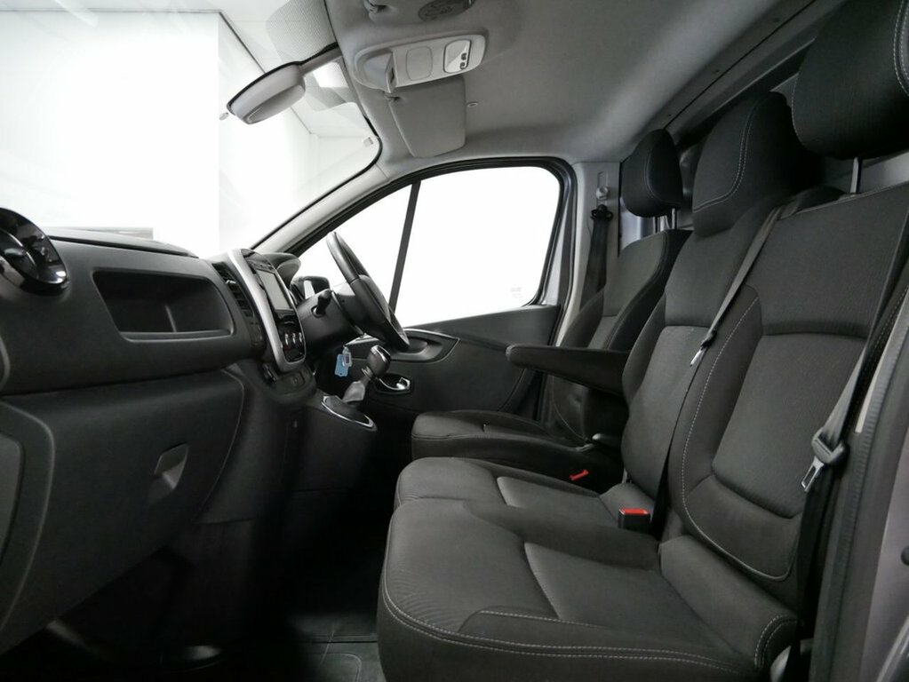 Renault Trafic Mpv Grey #22