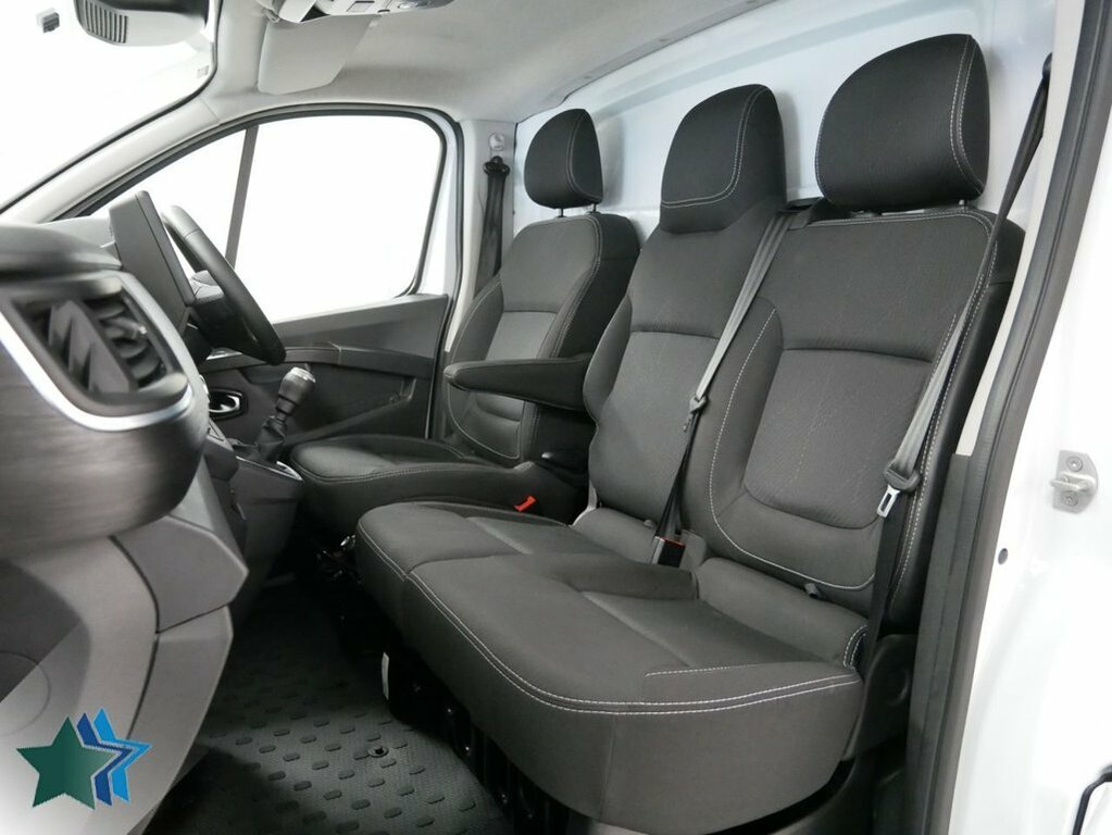 Nissan Primastar 2L 2.0 Dci 30 Tekna Panel Van Lh White #5