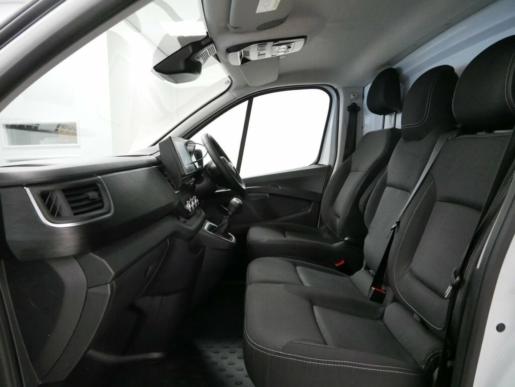 Nissan Primastar 2.0 Dci 130Ps H1 Tekna Van  #22