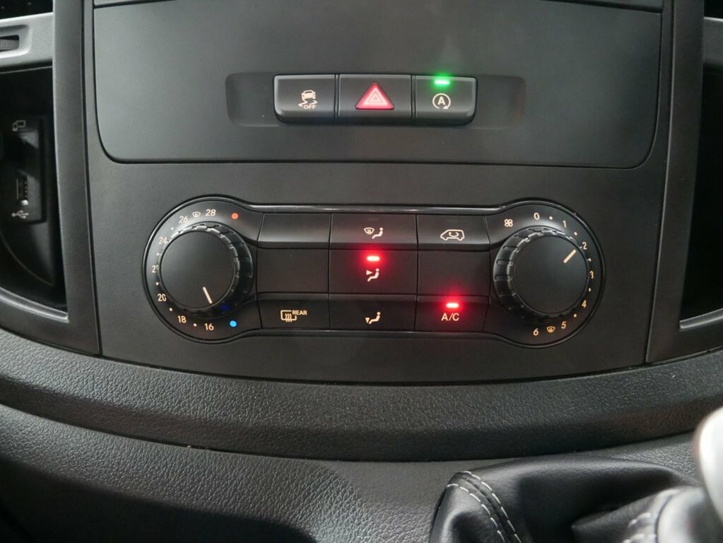 Mercedes-Benz Vito 116 Progressive L2 Black #22