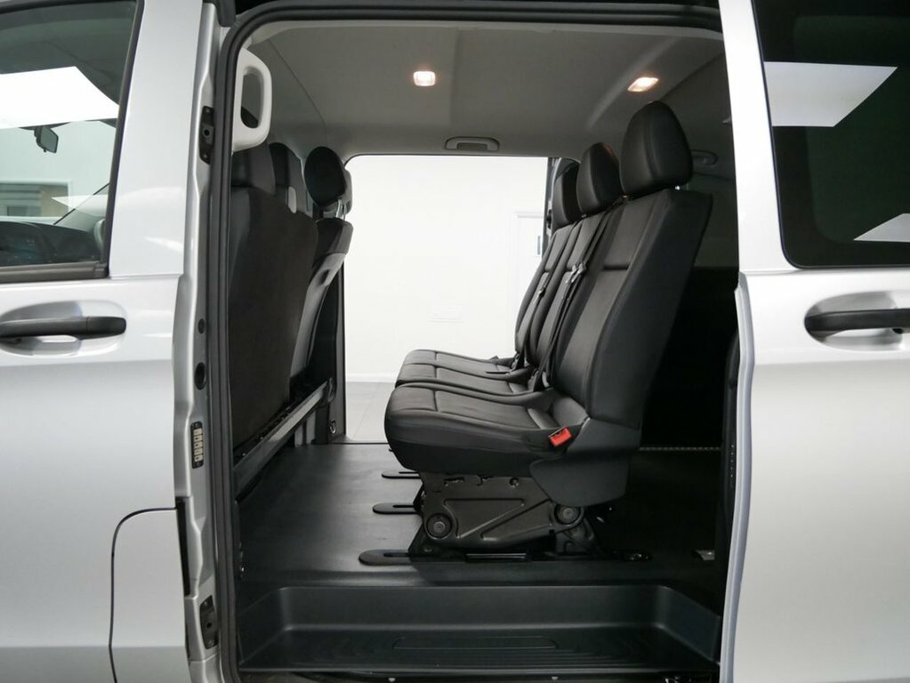 Mercedes-Benz Vito 116 Progressive L2 Black #31