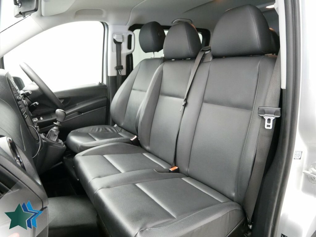Mercedes-Benz Vito 1.7L 110 Cdi Progressive Crew Van Double Cab D Silver #4