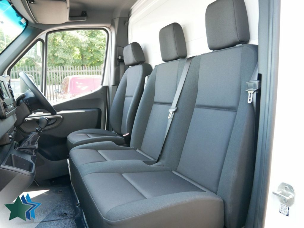 Mercedes-Benz Sprinter 2L 2.0 315 Cdi Progressive Chassis Cab White #3