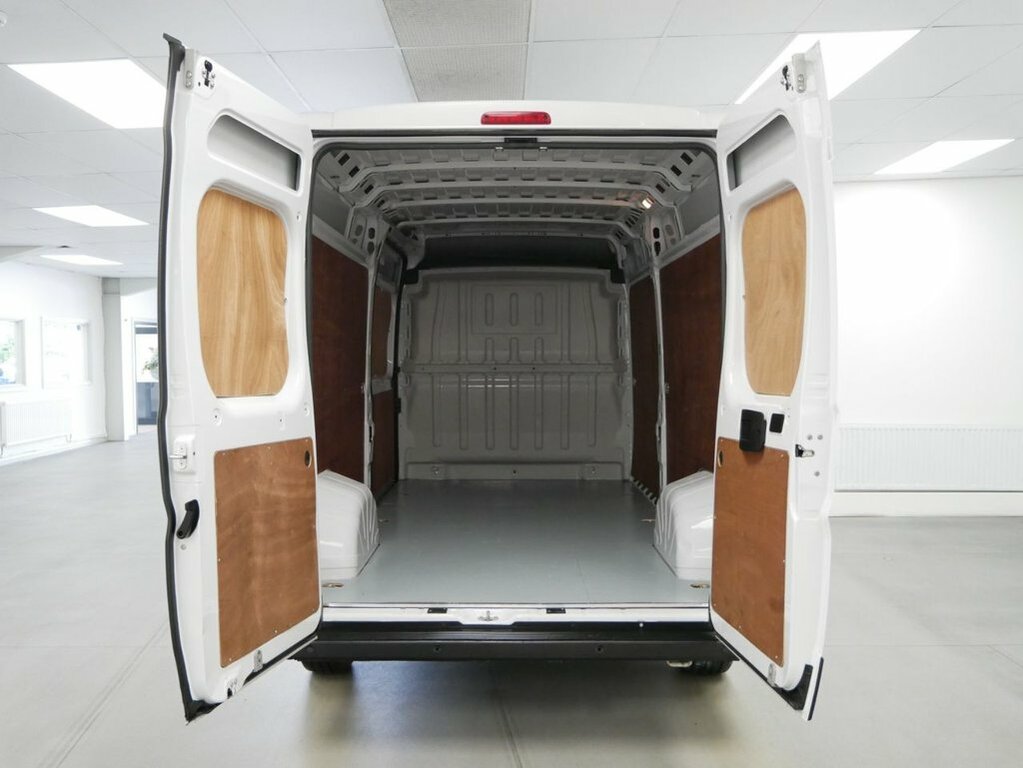 Citroen Relay 2.2L Bluehdi 35 Enterprise Panel Van Ma White #3