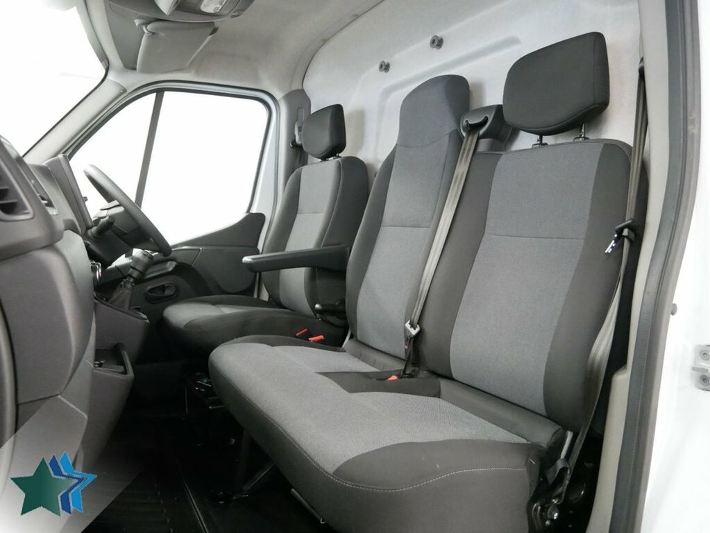 Nissan InterStar 2.3L Dci 35 Acenta Panel Van Fwd White #2