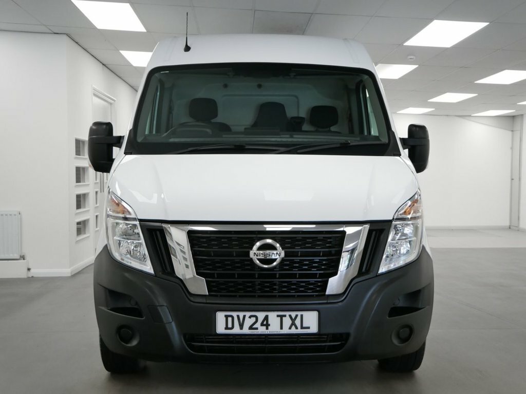 Nissan InterStar 2.3L Dci 35 Acenta Panel Van Fwd White #4