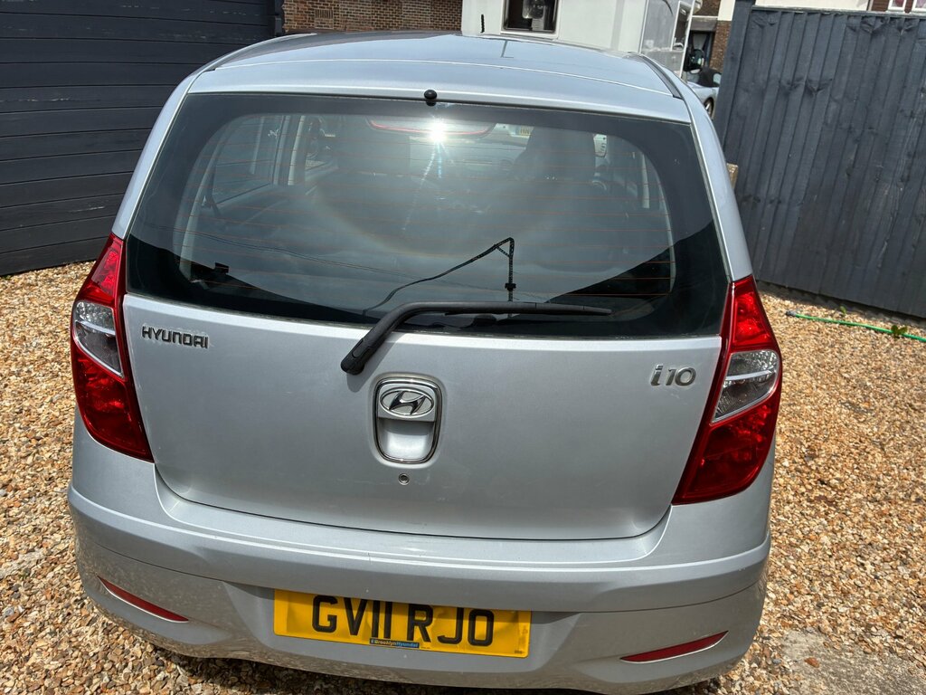 Hyundai I10 1.2 Classic Hatchback Euro 5 85 Silver #3