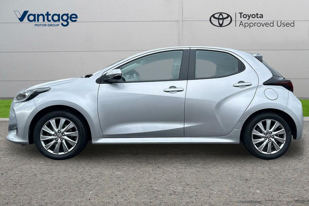 Toyota Yaris 1.5 Vvt-h Icon E-cvt Euro 6 Ss PN23ZPM Silver #6