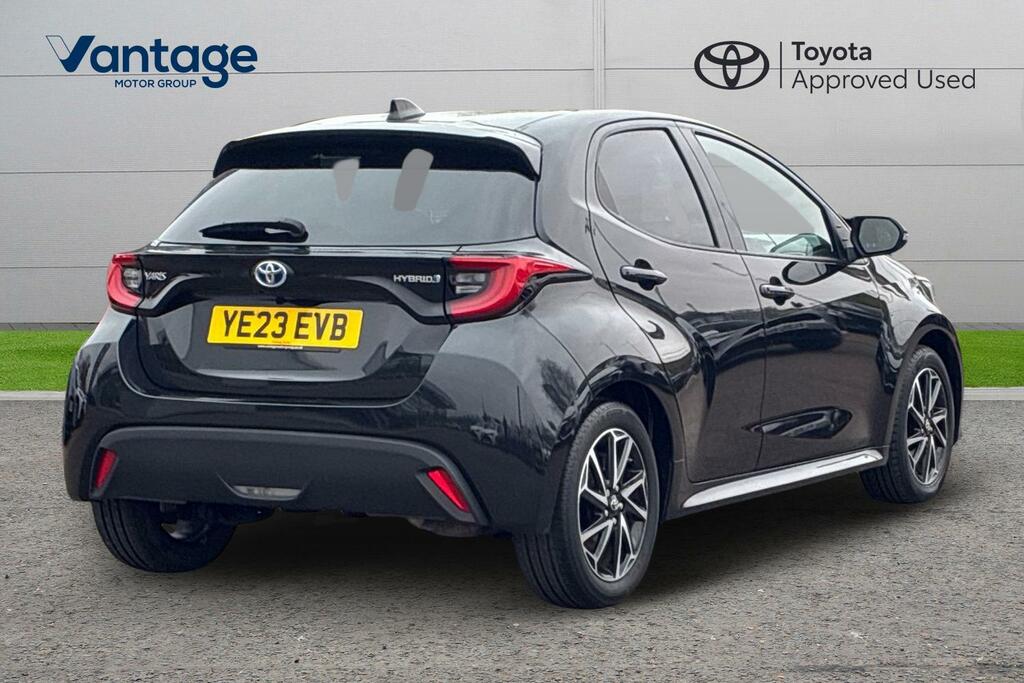 Toyota Yaris 1.5 Vvt-h Design E-cvt Euro 6 Ss YE23EVB Black #3