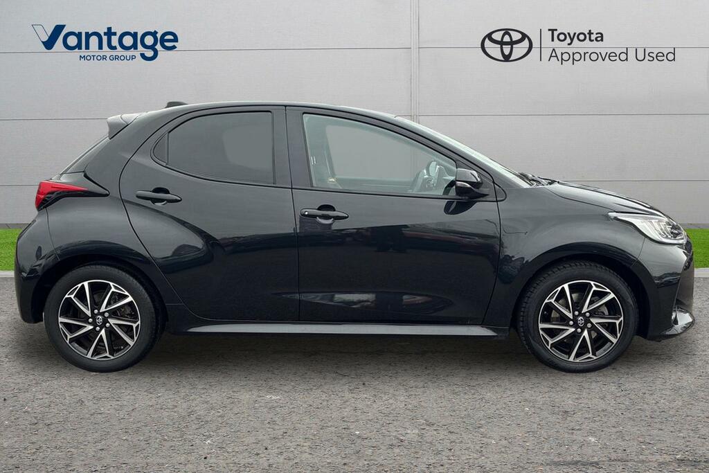 Toyota Yaris 1.5 Vvt-h Design E-cvt Euro 6 Ss YE23EVB Black #2