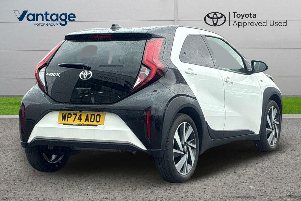 Toyota Aygo X 1.0 Vvt-i Edge Euro 6 Ss White #2