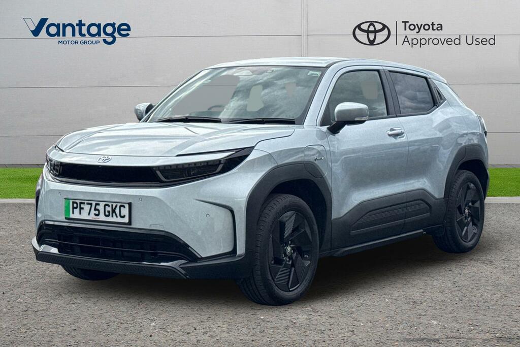 Toyota Urban Cruiser 61Kwh Design PF75GKC Silver #3