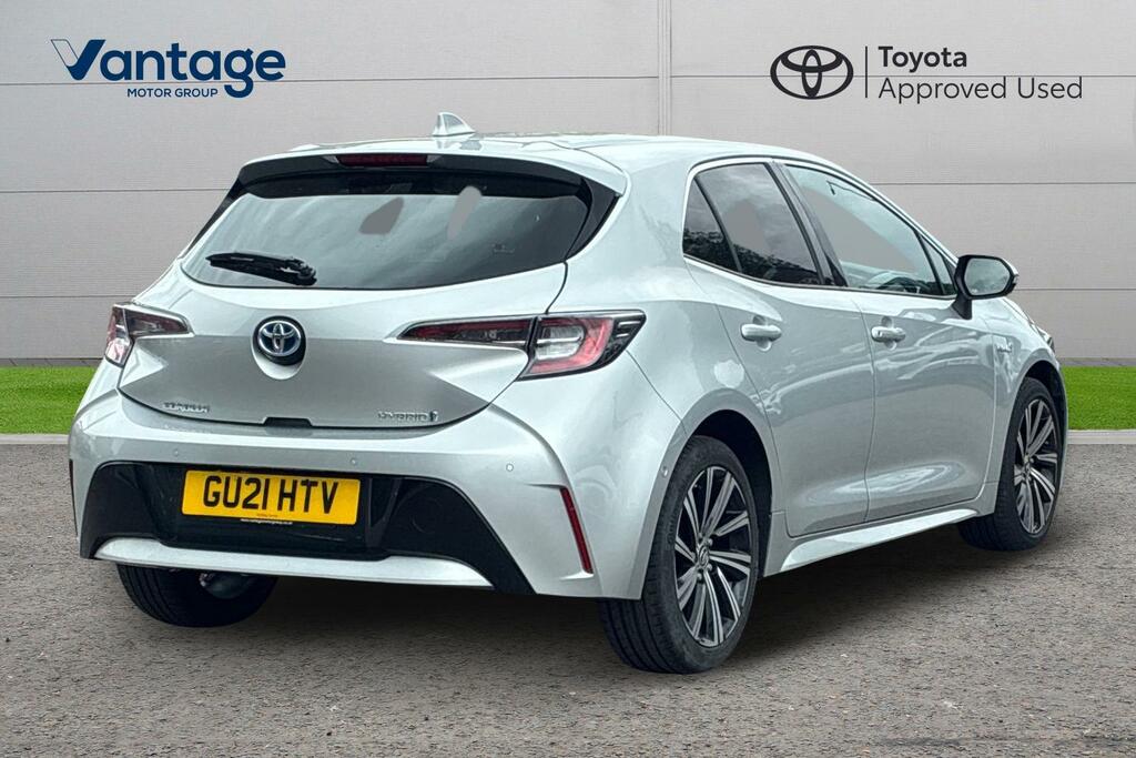 Toyota Corolla 1.8 Vvt-h Design Cvt Euro 6 Ss GU21HTV Silver #2
