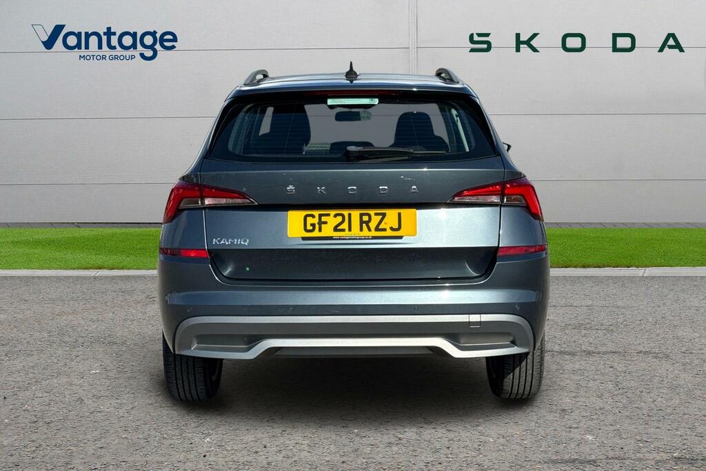 Skoda Kamiq 1.0 Tsi 110 Se Dsg Grey #4