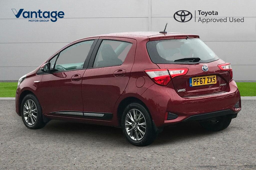 Toyota Yaris 1.5 Vvt-h Icon E-cvt Euro 6 Ss PF67ZXS Red #4